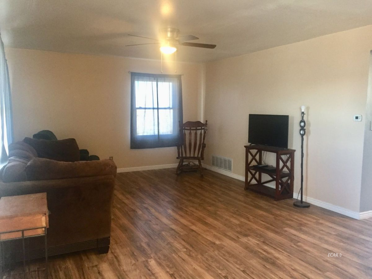 3480 Adobe Ranchos Drive Elko, NV 89801 - Photo 4 of 35 Gallery Image 4