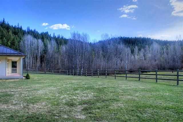 4819 Springdale-Hunters Road, Unit C Springdale, WA 99173 - Photo 13 of 20