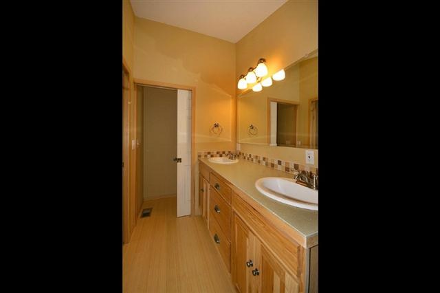 4819 Springdale-Hunters Road, Unit C Springdale, WA 99173 - Photo 7 of 20