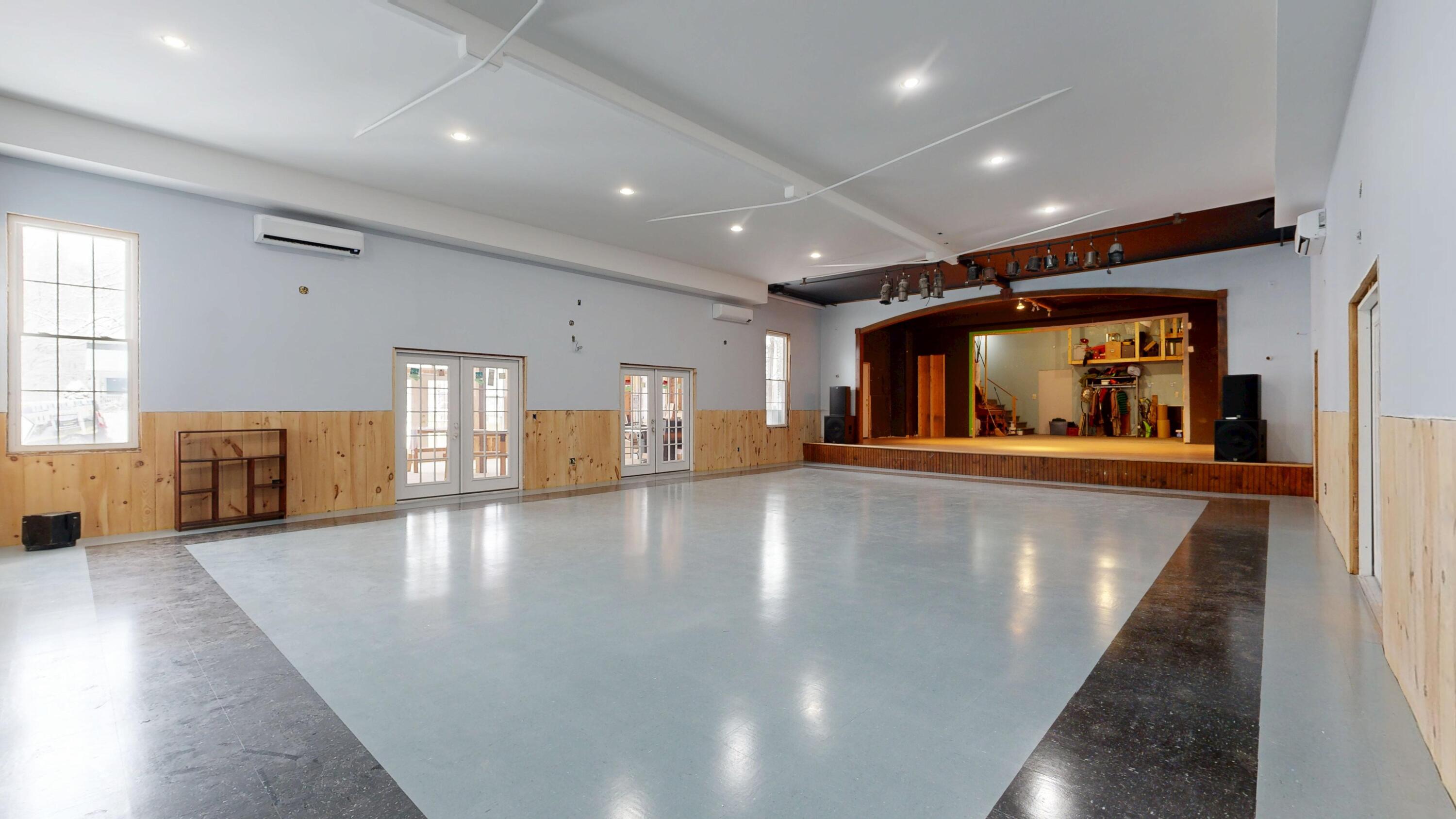 17 Turner Street Buckfield, ME 04220 - Photo 4 of 123 1st floor theater