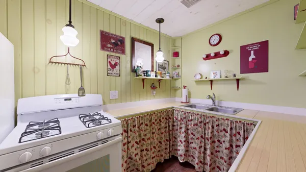 $550,000 | 17 Turner Street, Buckfield, ME 04220