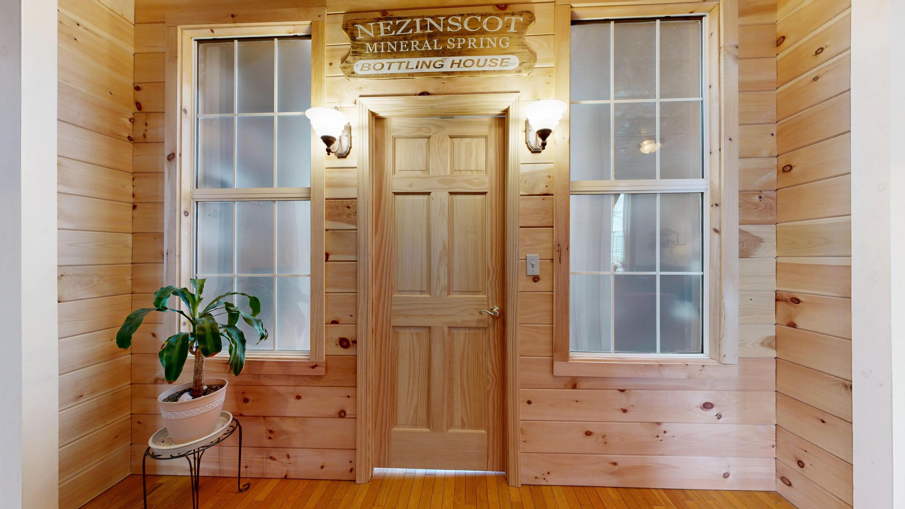 17 Turner Street Buckfield, ME 04220 - Photo 80 of 123 Entrance