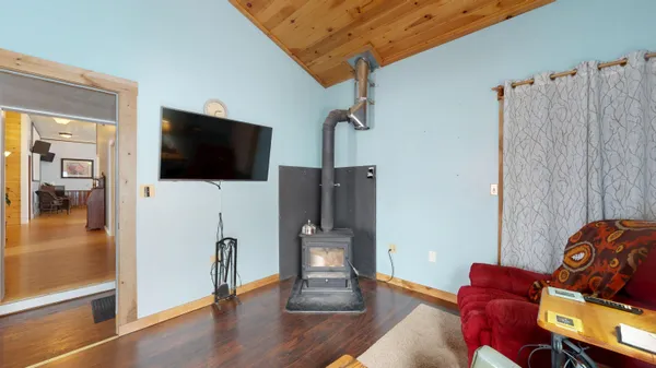 $550,000 | 17 Turner Street, Buckfield, ME 04220