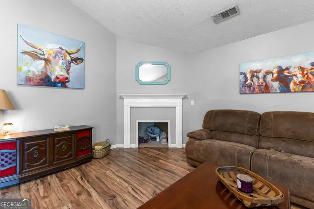 $330,000 | 39 Glazier Farms Way, Senoia, GA 30276