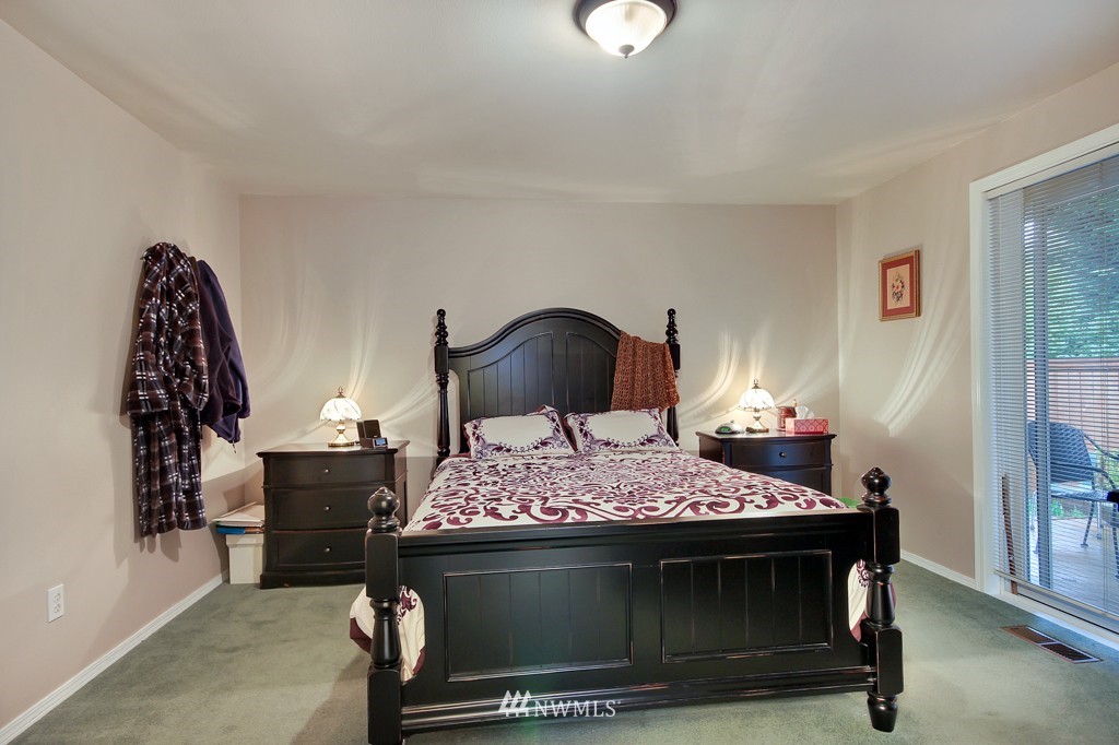 5923 59th Loop Southeast Lacey, WA 98513 - Photo 15 of 25 Gallery Image 15