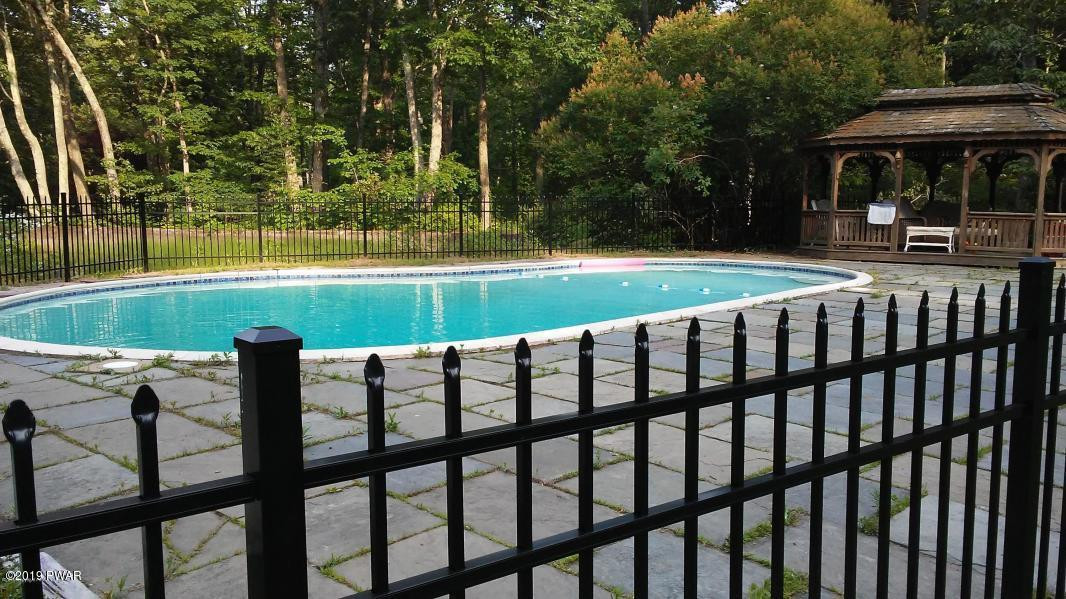 194 Monomonock Road Cresco, PA 18326 - Photo 29 of 35 Pool 2