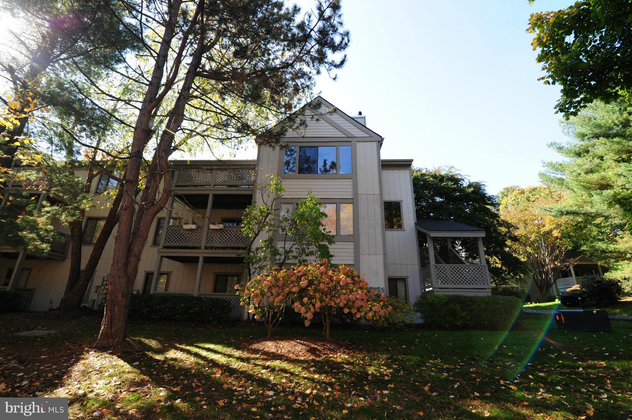 2316 Hunter's Run Drive, Unit 2316 Reston, VA 20191 - Photo 26 of 30 Exterior (Rear)
