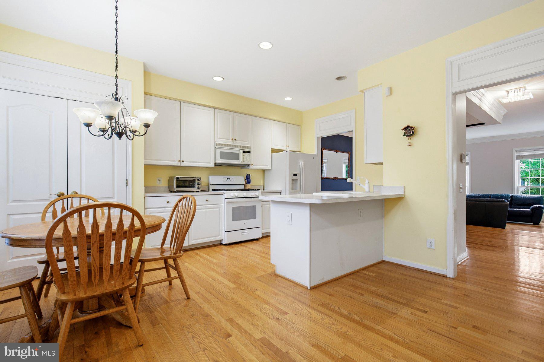 20866 Trinity Square Sterling, VA 20165 - Photo 14 of 28