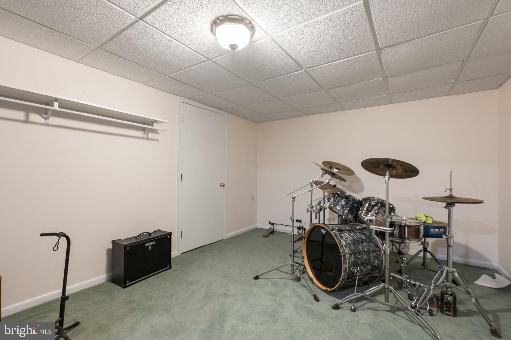 46 Green Acre Road Lititz, PA 17543 - Photo 24 of 44 a room with gym equipment