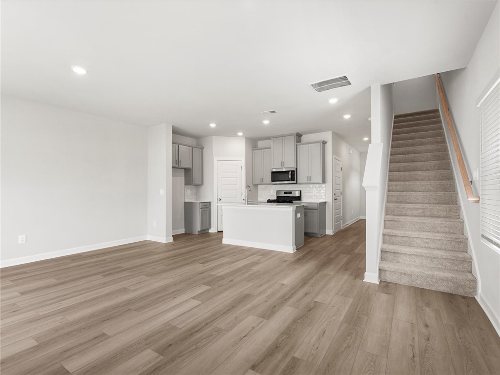 126 Arrow Court Greer, SC 29651 - Photo 6 of 27