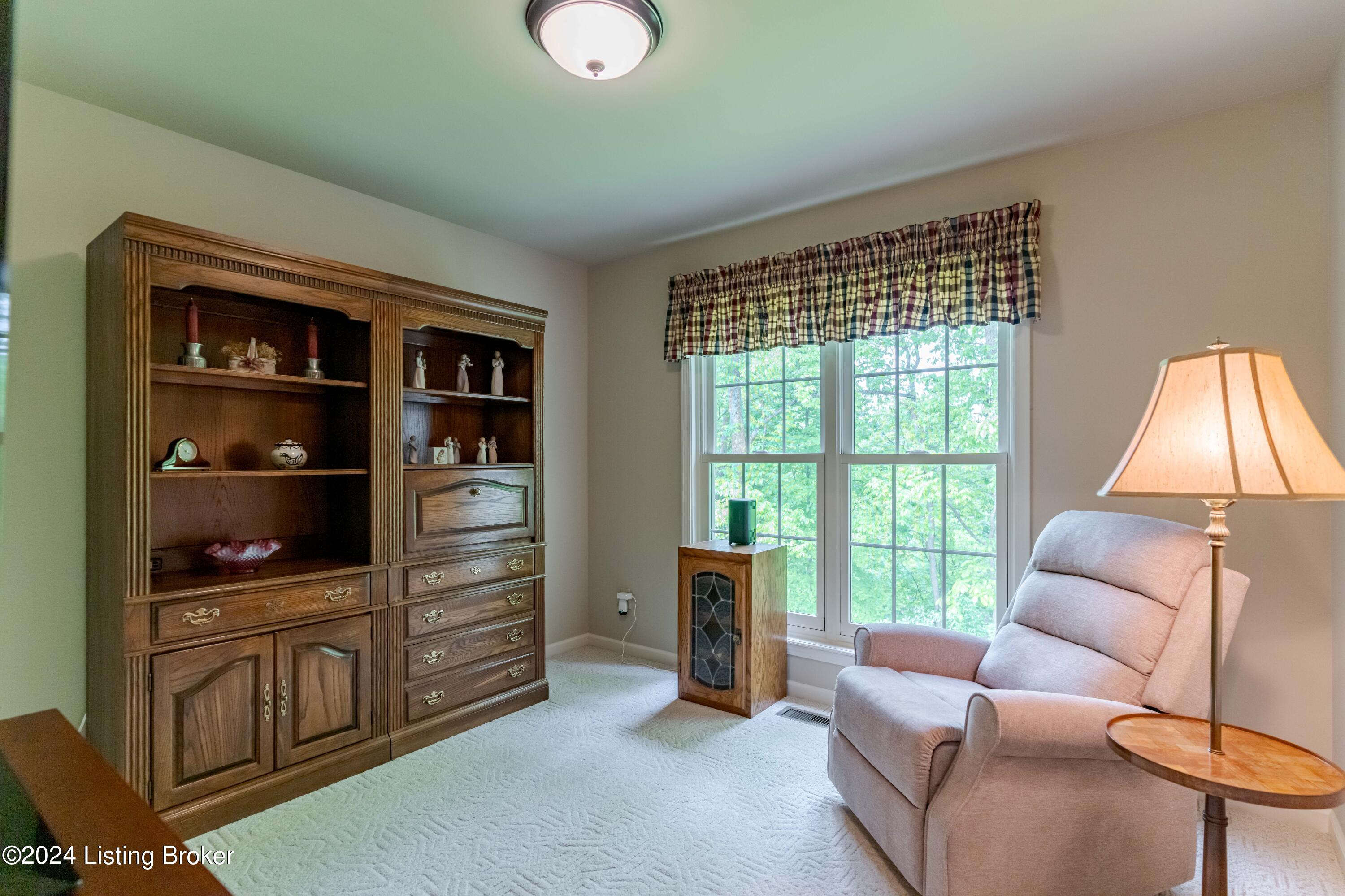 988 Radcliff Road Smithfield, KY 40068 - Photo 25 of 46 DSC09649
