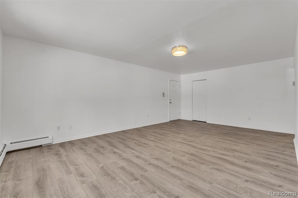4113 Telegraph Road, Unit A214 Bloomfield Hills, MI 48302 - Photo 7 of 30