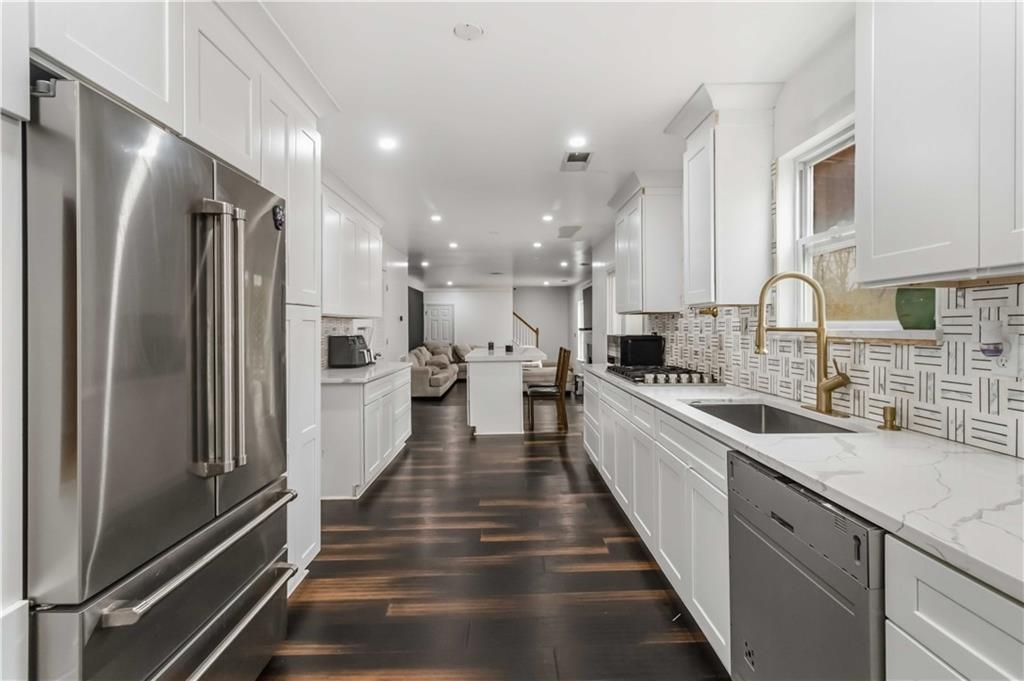 309 Rambling Court McDonough, GA 30252 - Photo 5 of 26