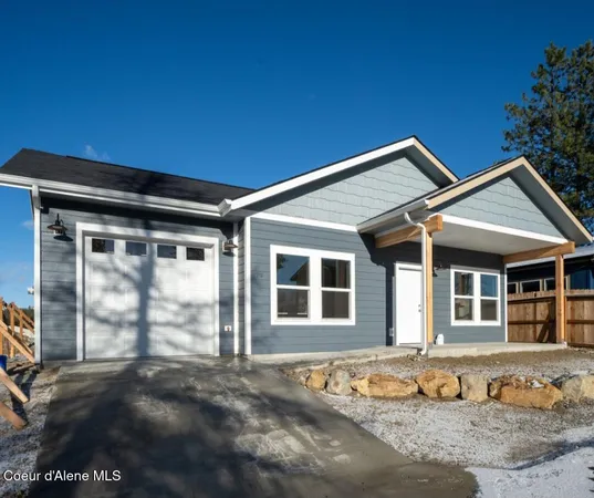 $409,900 | 251 8th Street, Priest River, ID 83856