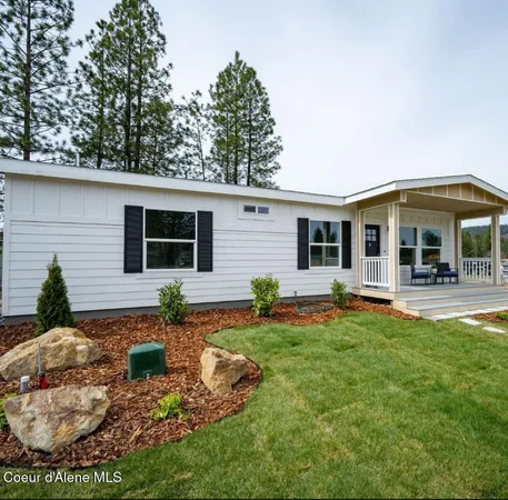 $409,900 | 251 8th Street, Priest River, ID 83856
