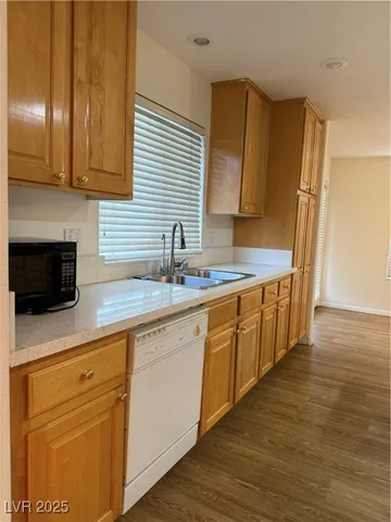 $2,450 | 2733 Chokecherry Avenue, Henderson, NV 89074