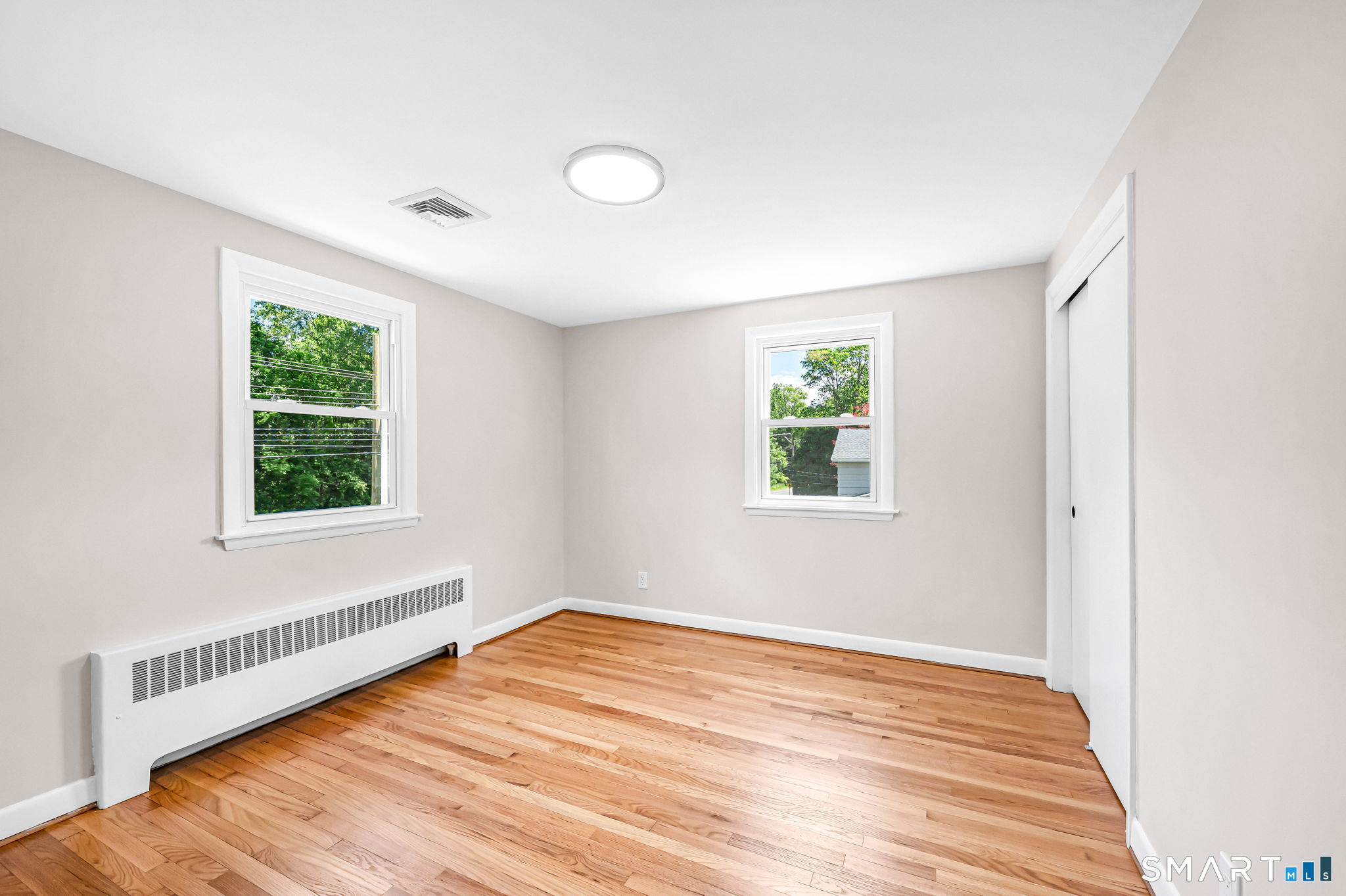 261 Simsbury Road West Hartford, CT 06117 - Photo 31 of 40