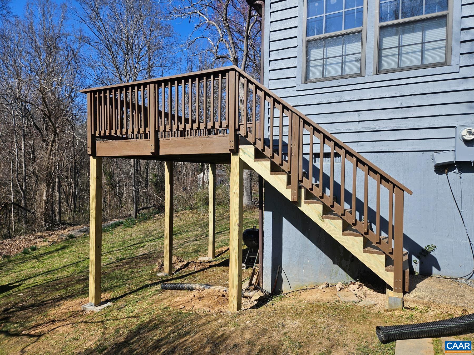 150 Buckingham Circle Charlottesville, VA 22903 - Photo 22 of 27 a view of balcony with wooden floor and fence