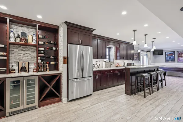 $849,500 | 5 Kary Lane, New Milford, CT 06776