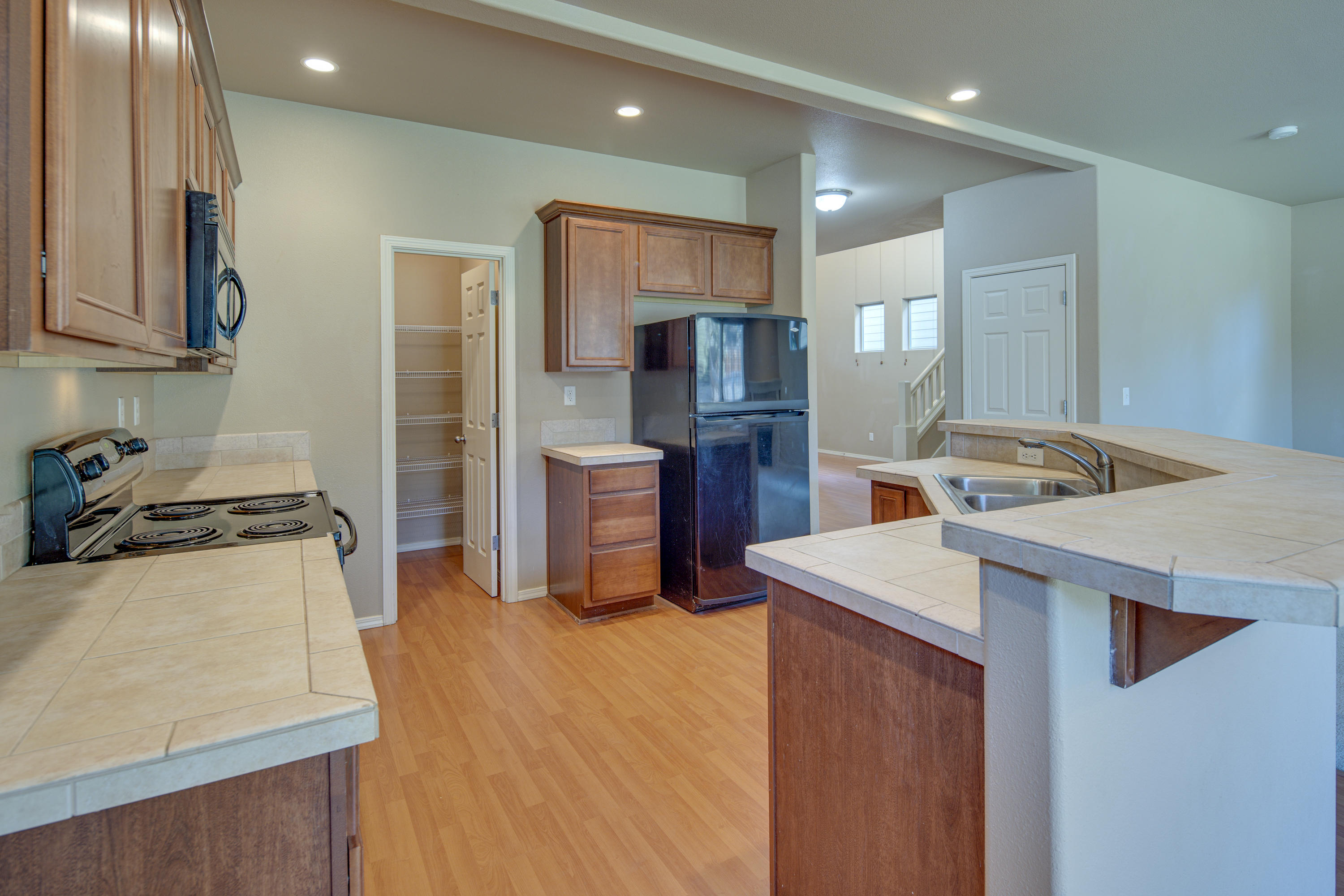 62029 Quail Run Place Bend, OR 97701 - Photo 15 of 35 15-Spacious Kitchen