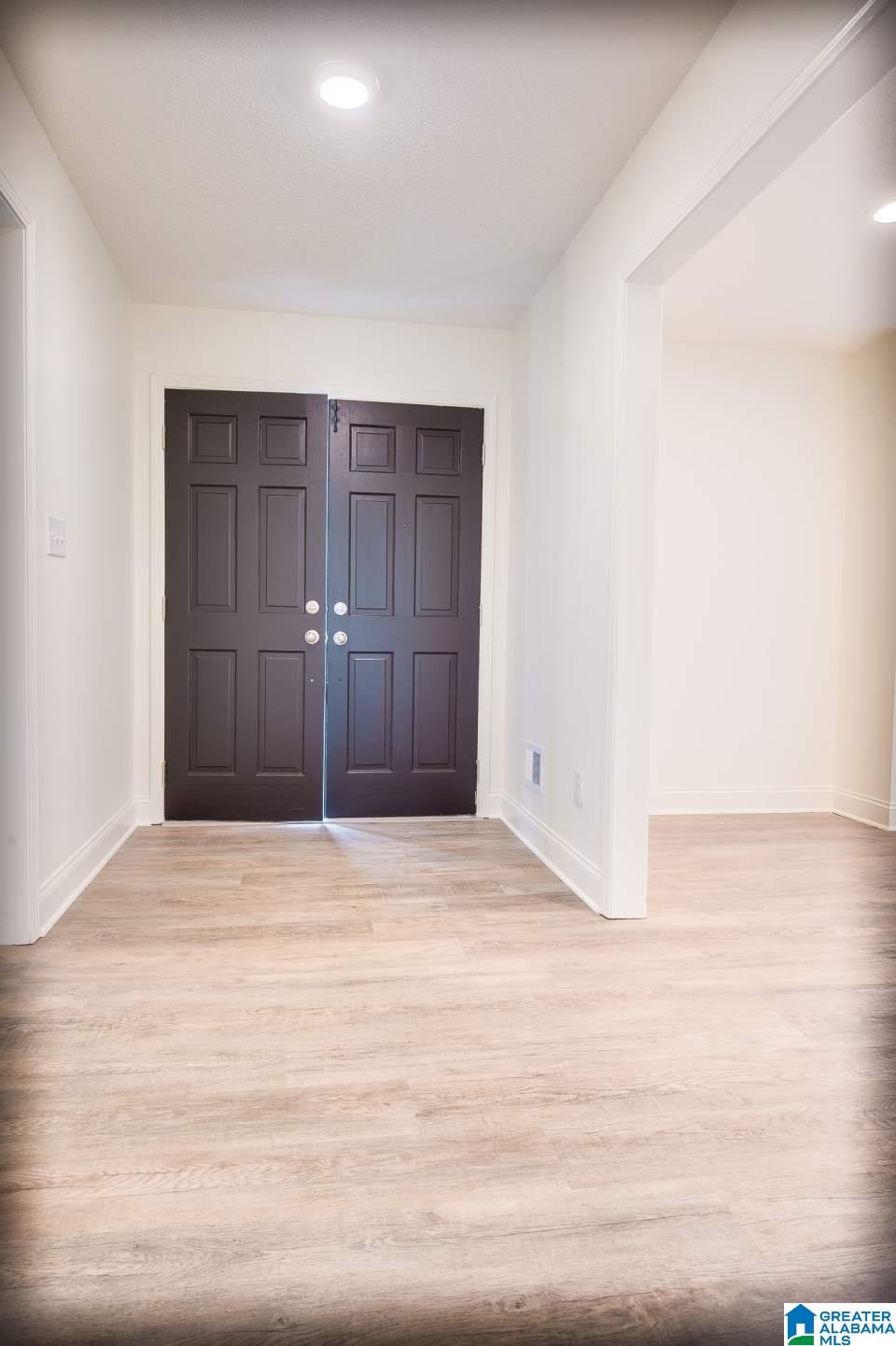 6036 Knob Knoster Road Pinson, AL 35126 - Photo 4 of 26