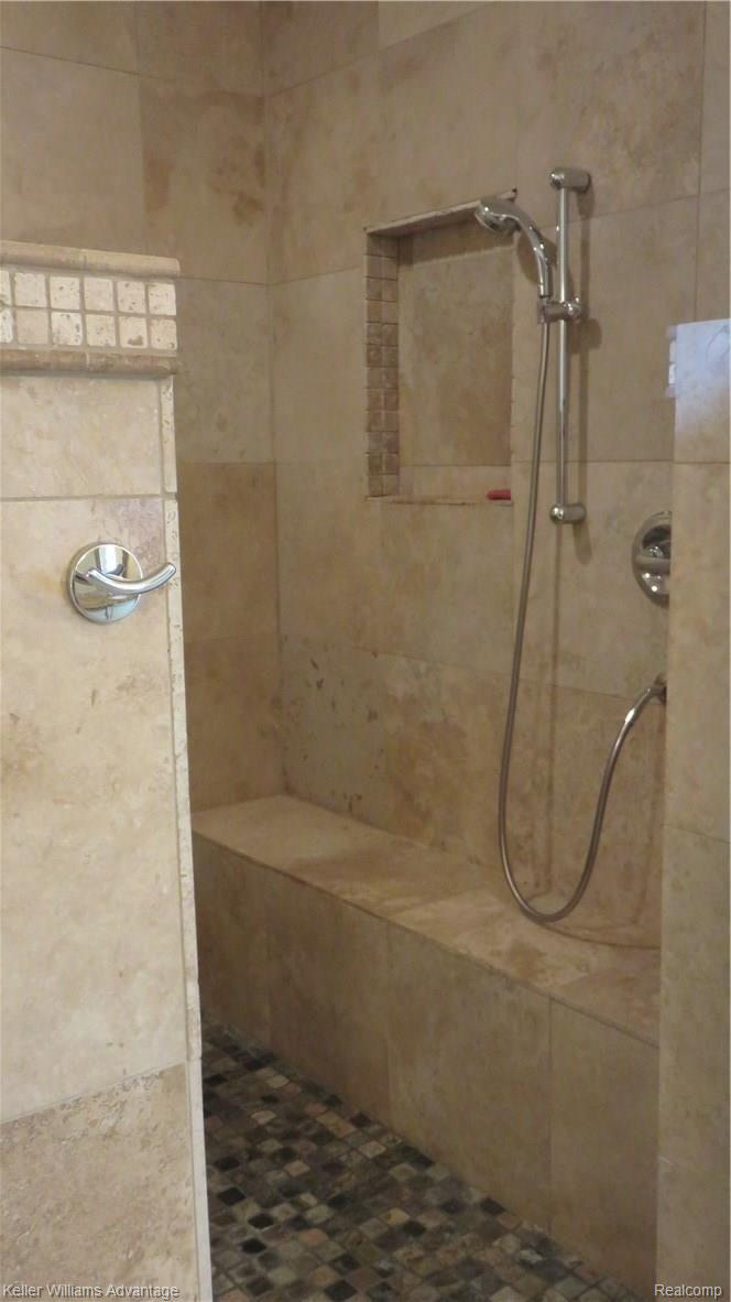 6487 North Beck Road Canton, MI 48187 - Photo 23 of 41 8'x8' Stone Master shower for three with bench