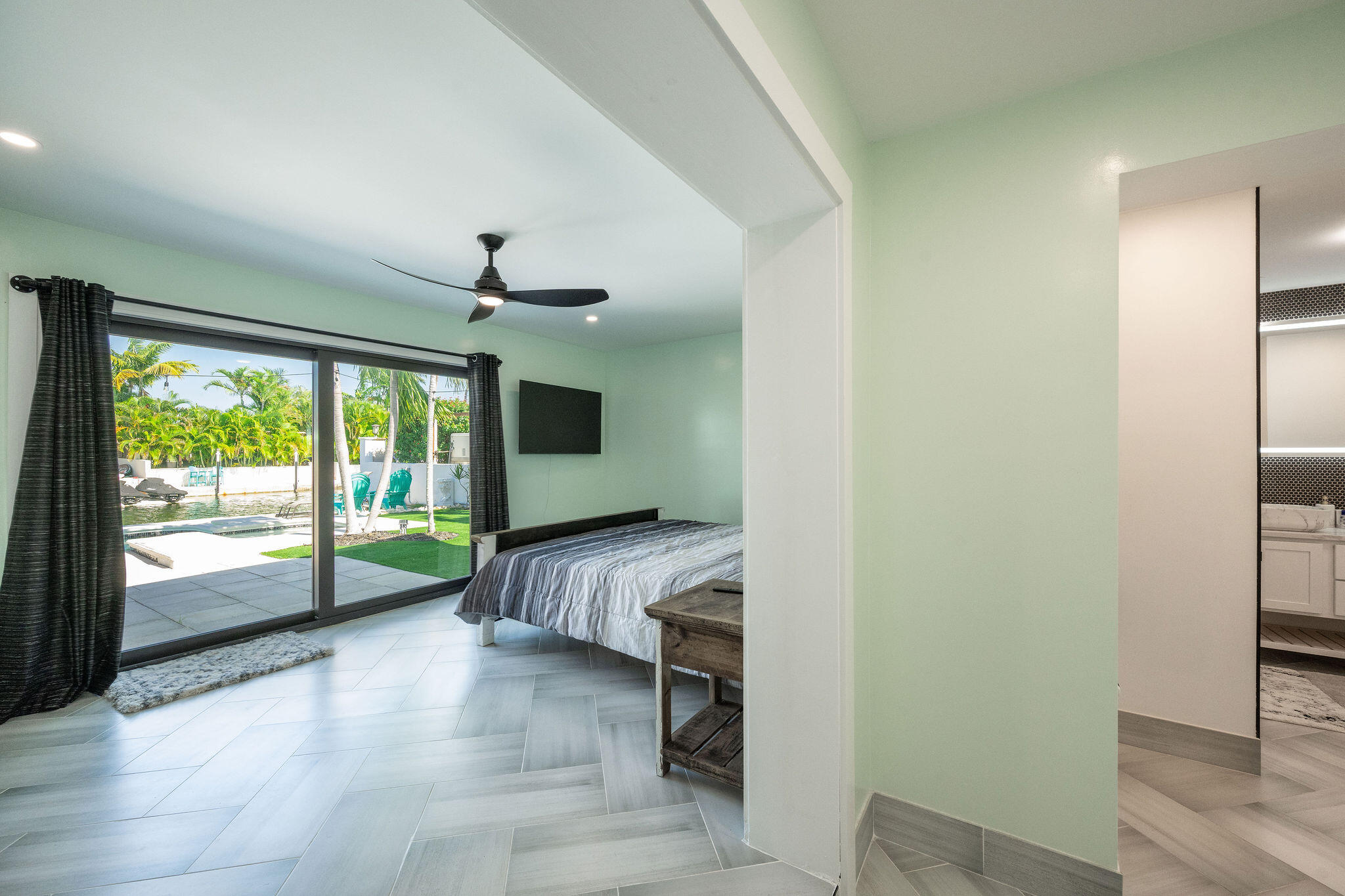 16 Azalea Drive Key Haven, FL 33040 - Photo 13 of 79 Primary