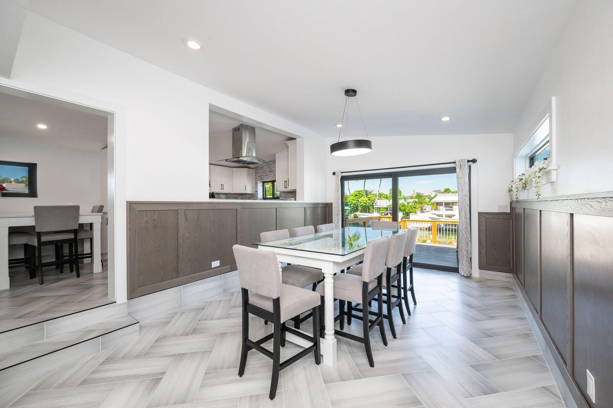 16 Azalea Drive Key Haven, FL 33040 - Photo 26 of 79 Dinning Room