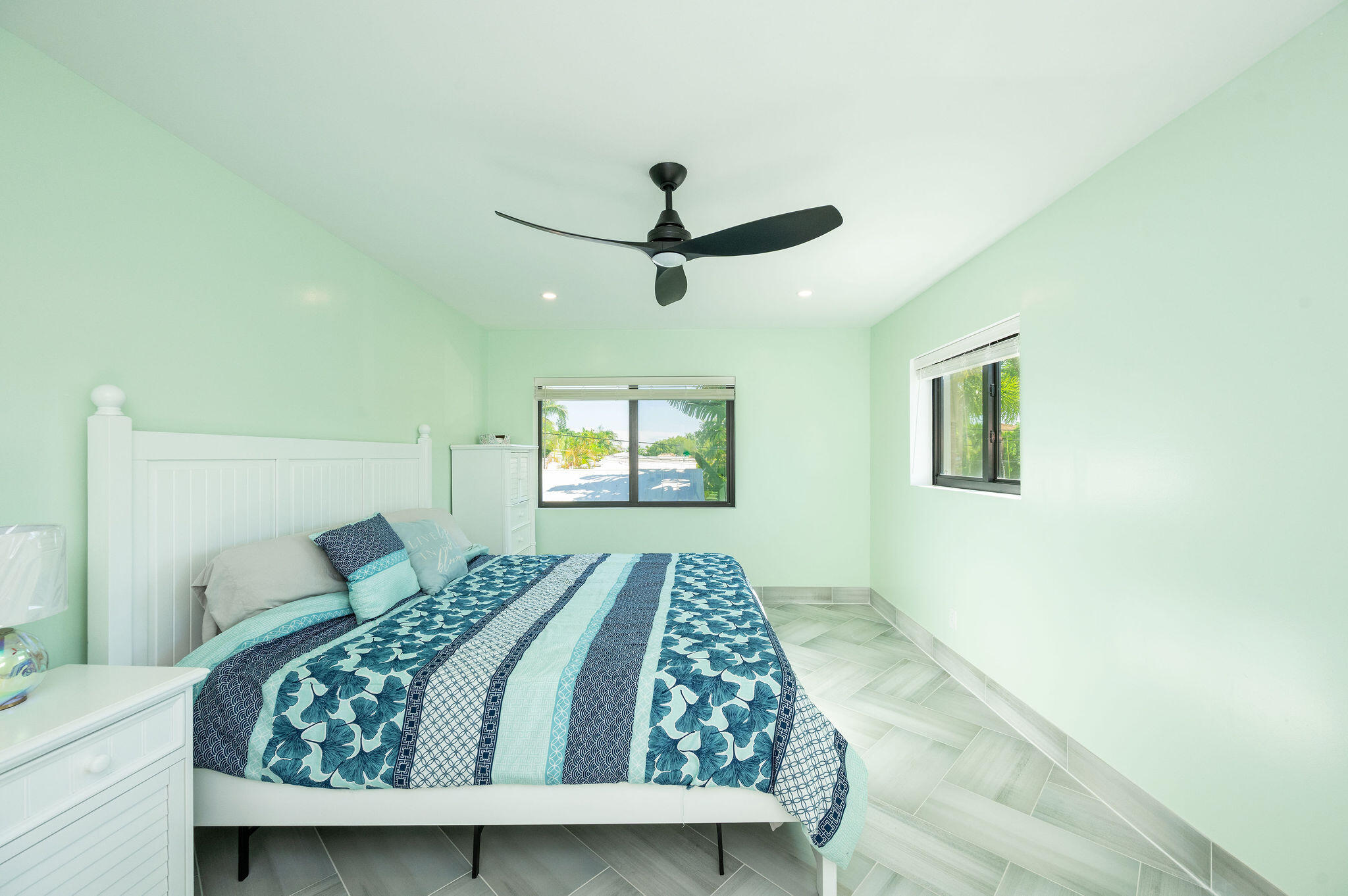 16 Azalea Drive Key Haven, FL 33040 - Photo 35 of 79 Bedroom 3