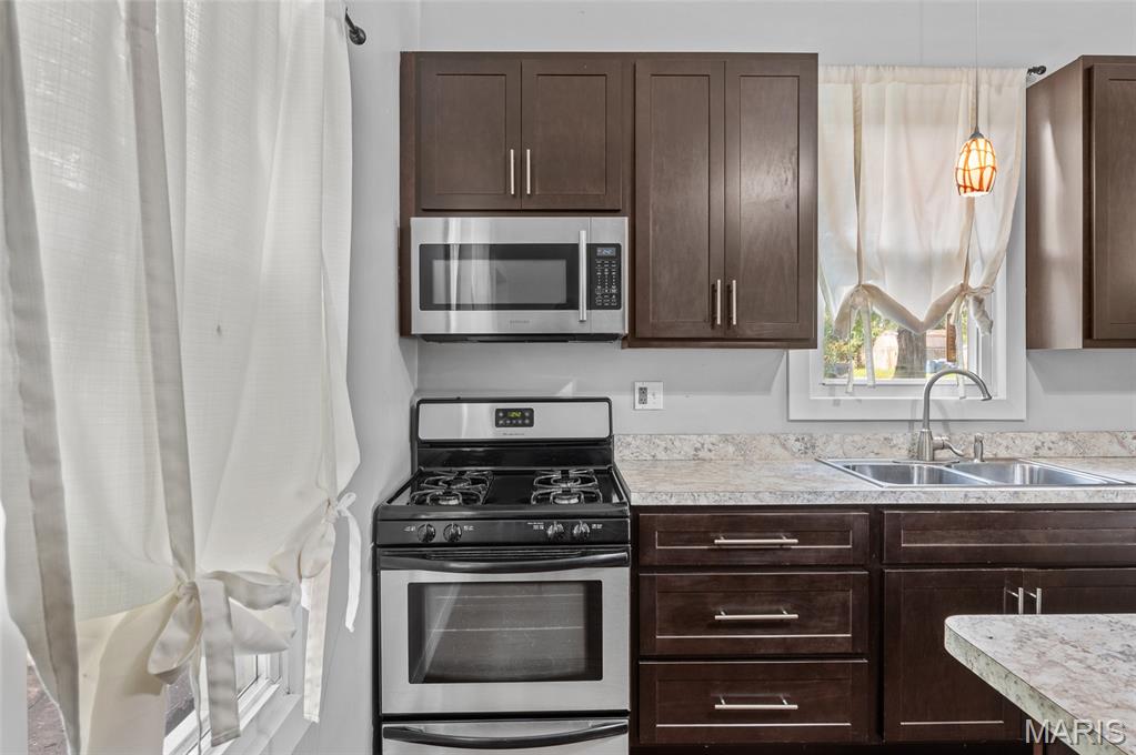 417 Quince Street Edwardsville, IL 62025 - Photo 9 of 25