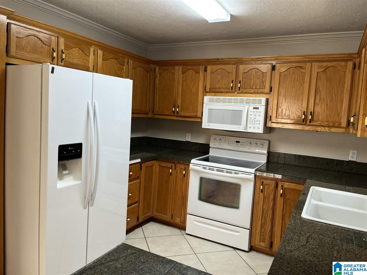 103 Comanche Circle Alabaster, AL 35007 - Photo 13 of 25