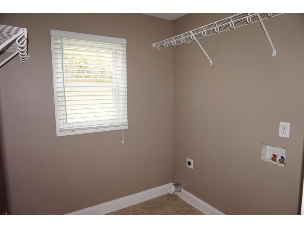 506 Ferndale Road Johnson City, TN 37604 - Photo 15 of 24 LAUNDRY ROOM