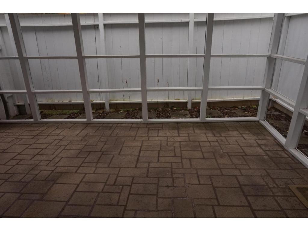506 Ferndale Road Johnson City, TN 37604 - Photo 21 of 24 SCREENEDIN PORCH