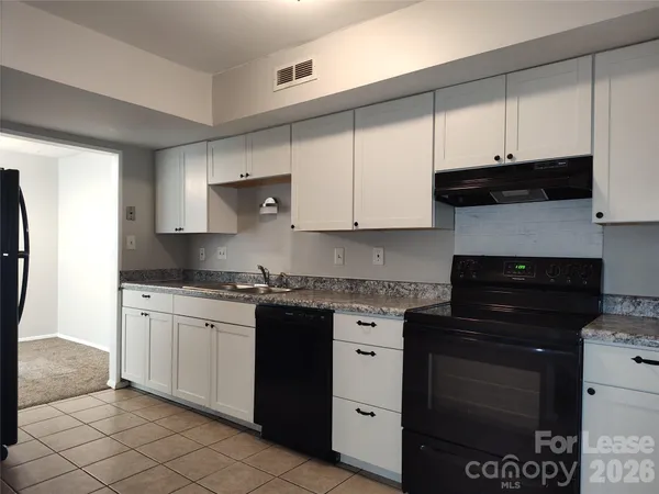 $1,450 | 7001 Stonington Lane, Charlotte, NC 28227