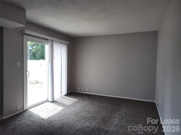 $1,450 | 7001 Stonington Lane, Charlotte, NC 28227
