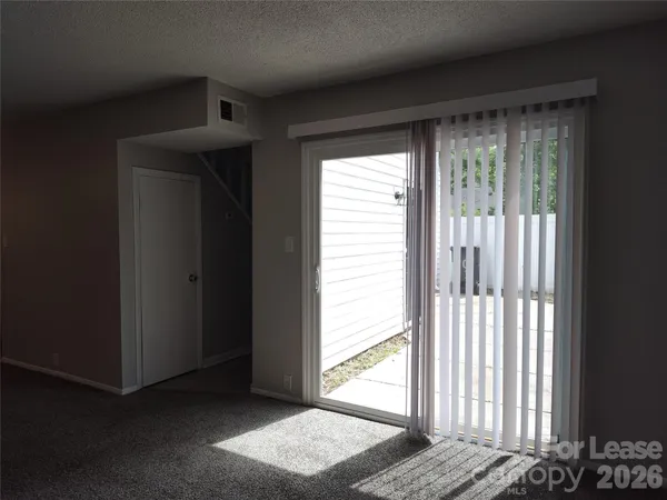 $1,450 | 7001 Stonington Lane, Charlotte, NC 28227