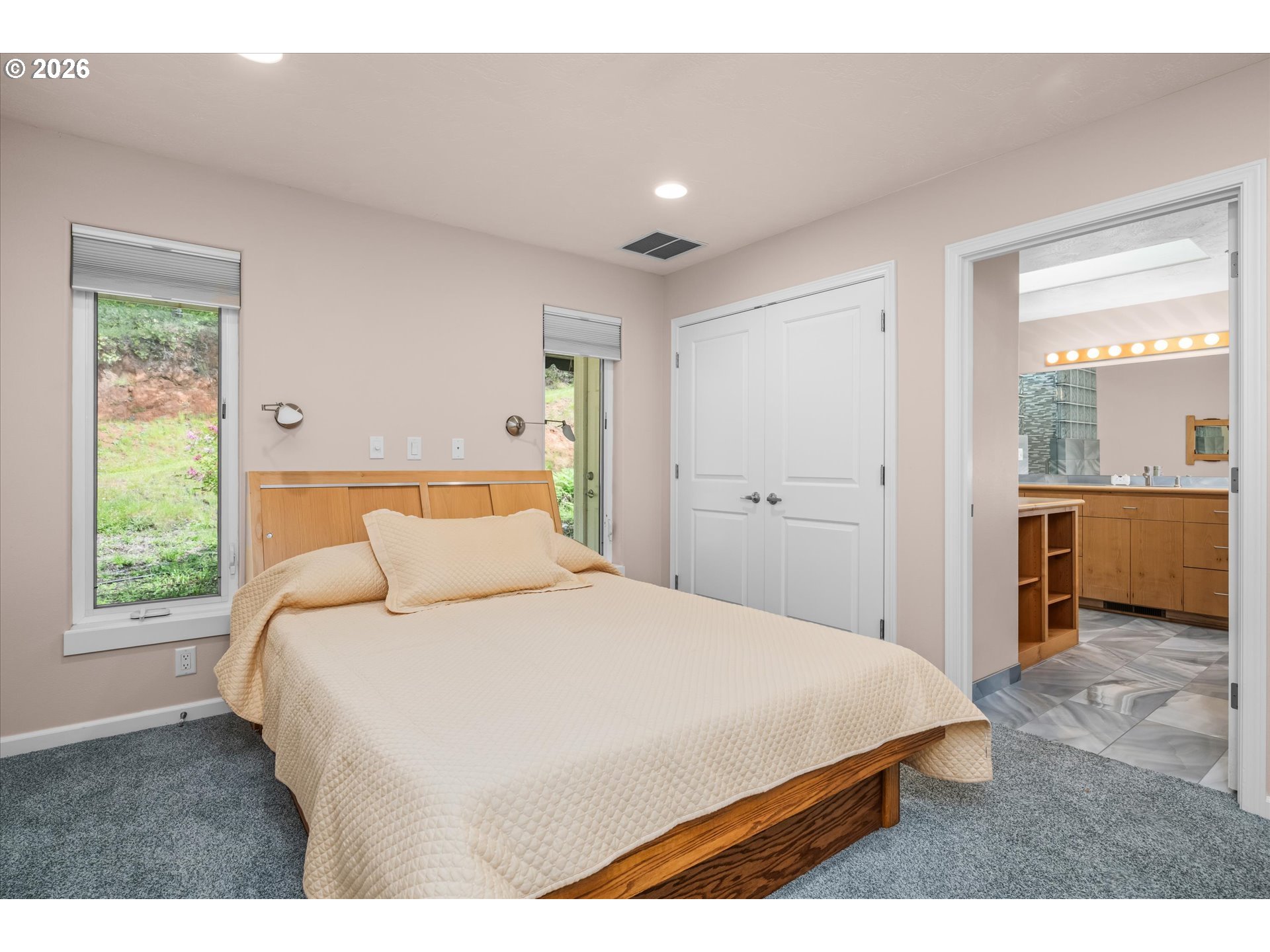 45947 North Gate Creek Road Vida, OR 97488 - Photo 13 of 48 Bedroom, Owner's Suite