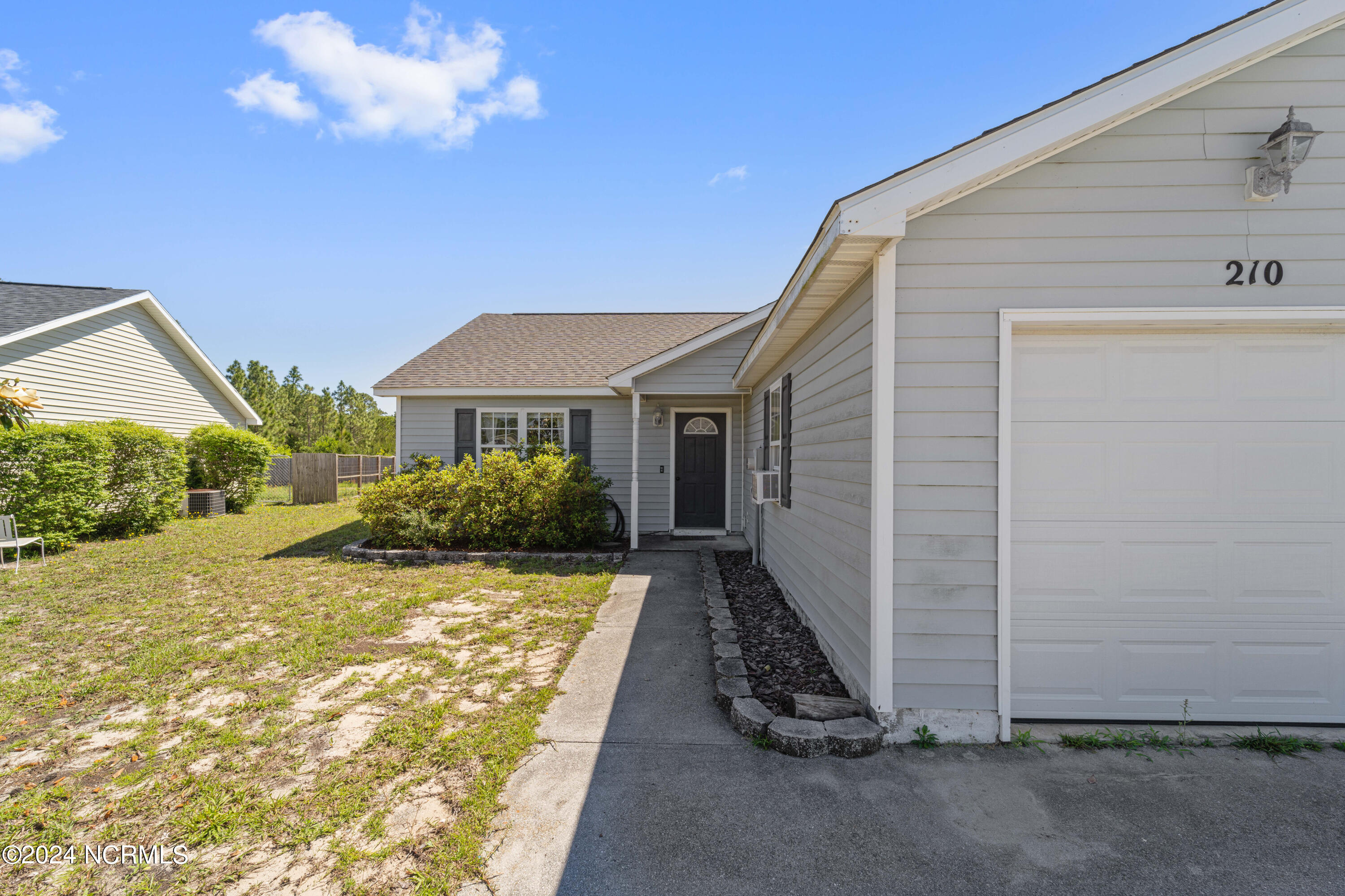 210 Faison Lane Hubert, NC 28539 - Photo 1 of 35 DSC00958
