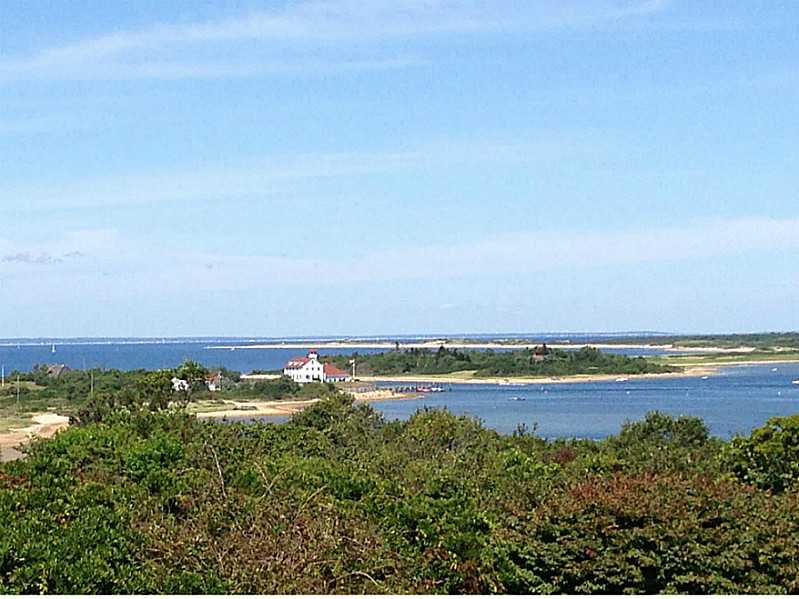 917 Champlin Road Block Island, RI 02807 - Photo 2 of 15 View.
