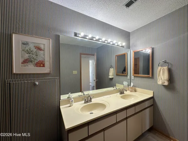 $2,300 | 160 Wheel House Court, Washington, NC 27889