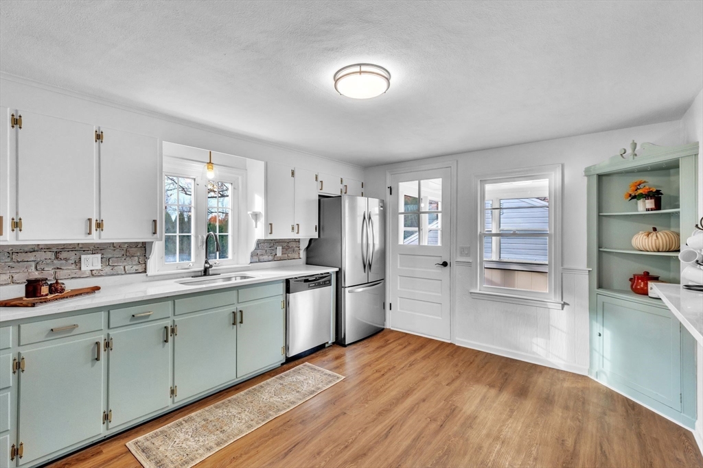 29 Hampden Road East Longmeadow, MA 01028 - Photo 12 of 26 Gallery Image 12