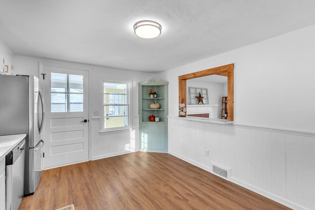 29 Hampden Road East Longmeadow, MA 01028 - Photo 14 of 26 Gallery Image 14