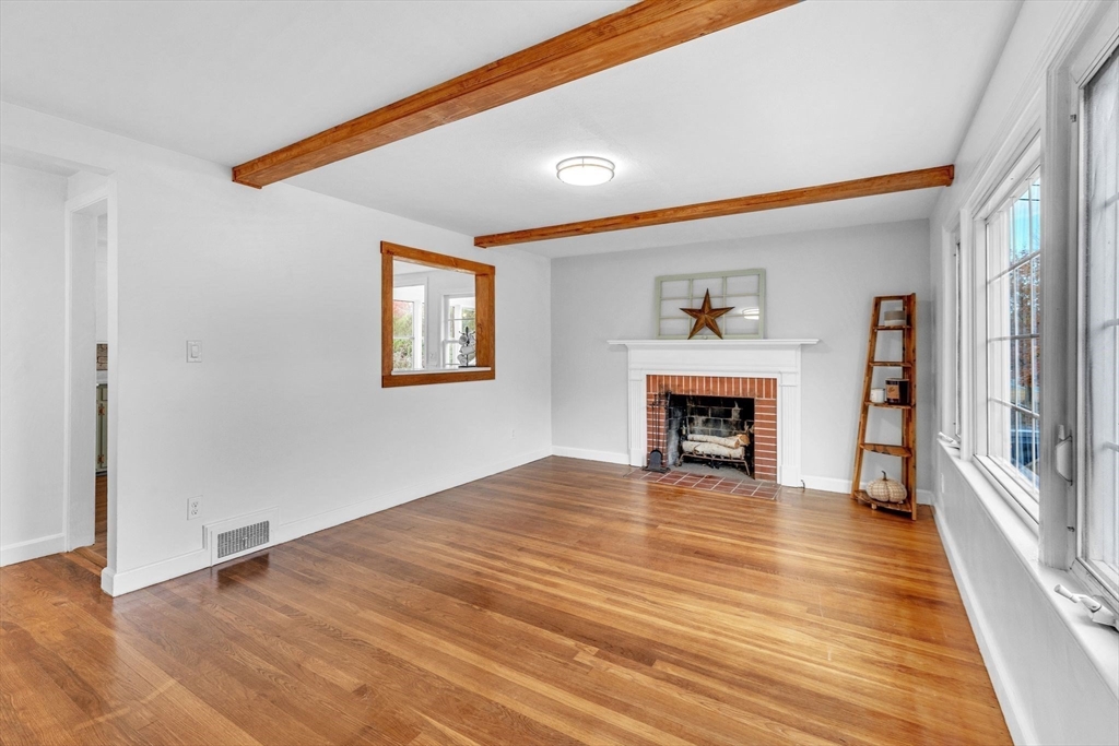 29 Hampden Road East Longmeadow, MA 01028 - Photo 17 of 26 Gallery Image 17