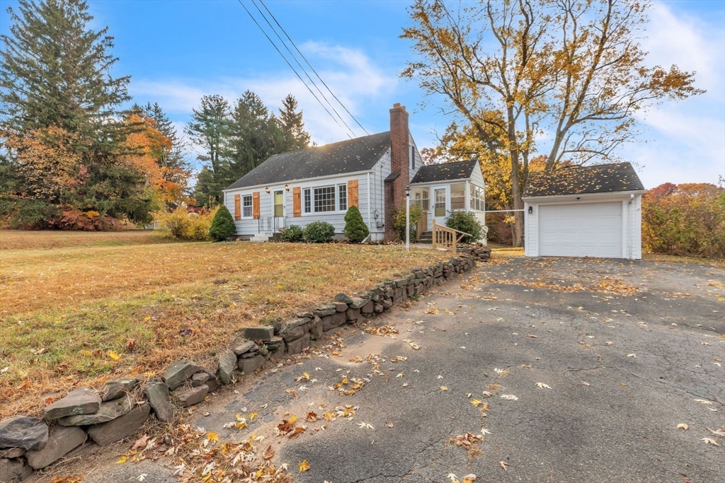 29 Hampden Road East Longmeadow, MA 01028 - Photo 3 of 26 Gallery Image 3