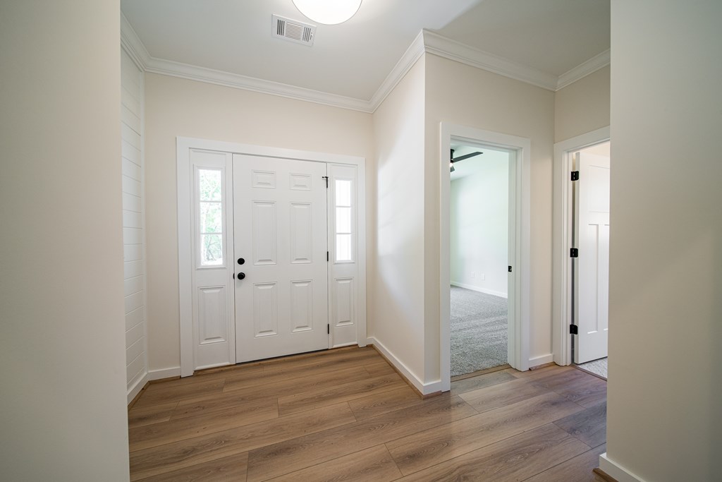 7230 Springbrook Drive Columbus, GA 31909 - Photo 3 of 49 foyer