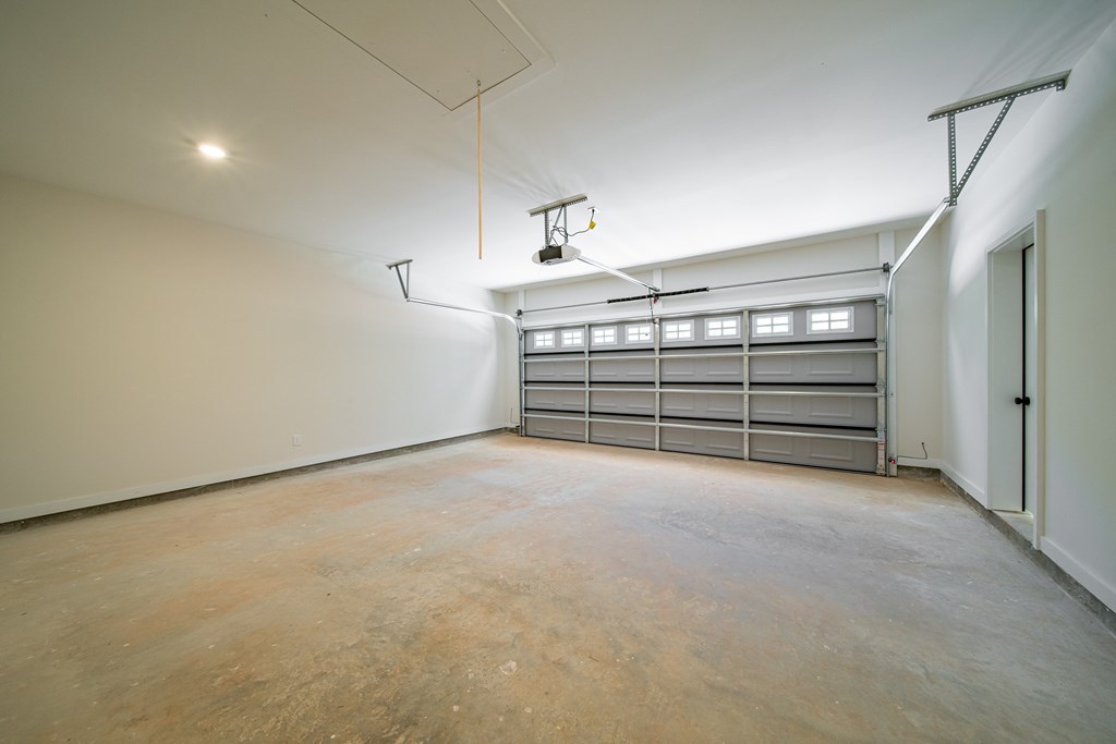 7230 Springbrook Drive Columbus, GA 31909 - Photo 42 of 49 garage