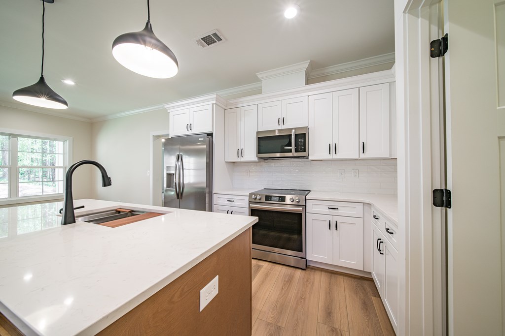 7230 Springbrook Drive Columbus, GA 31909 - Photo 9 of 49 kitchen