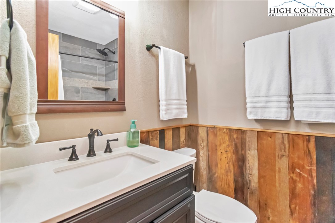 91 Red Oak Road Newland, NC 28657 - Photo 32 of 50