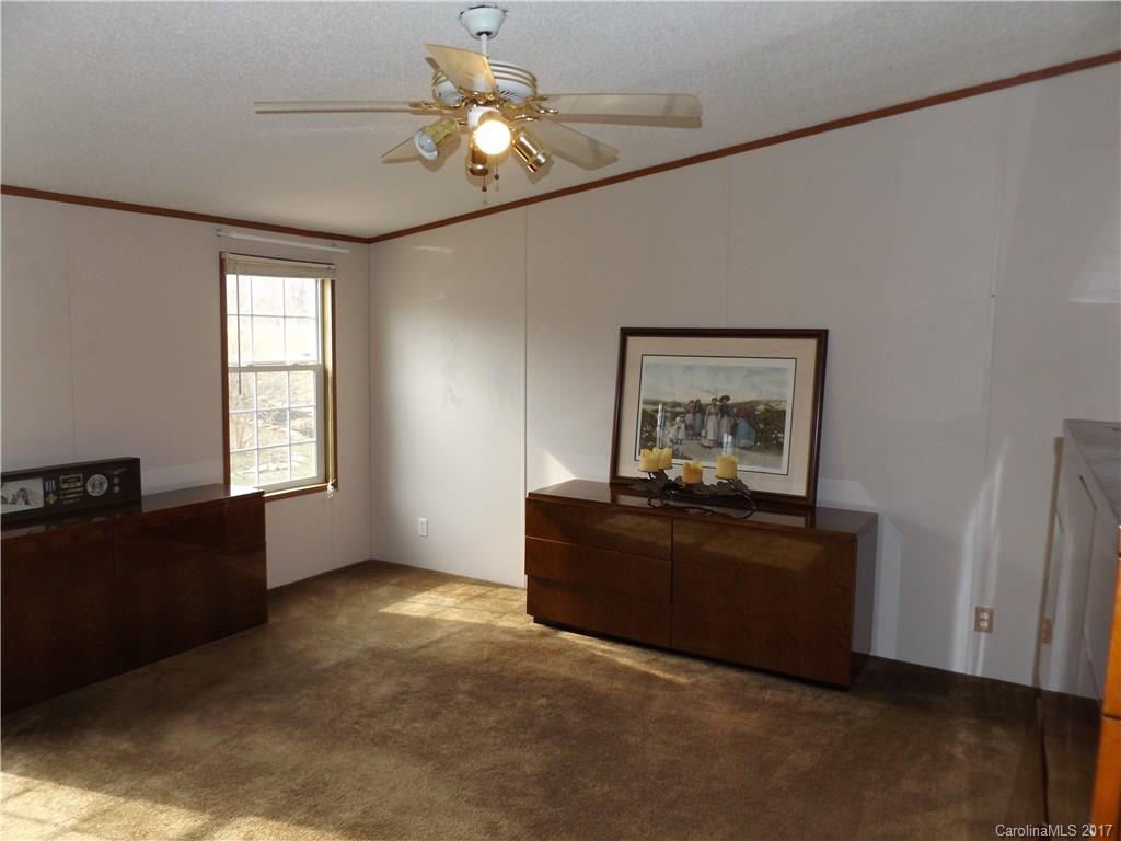 3498 Plateau Road Newton, NC 28658 - Photo 20 of 24 Gallery Image 20