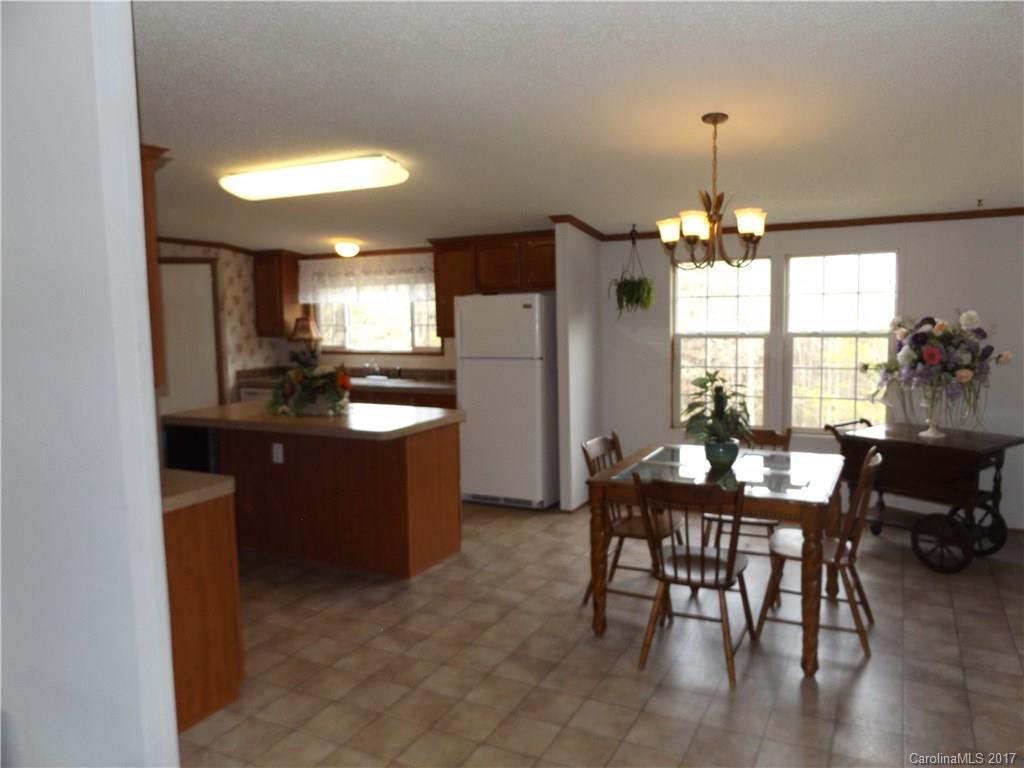 3498 Plateau Road Newton, NC 28658 - Photo 5 of 24 Gallery Image 5